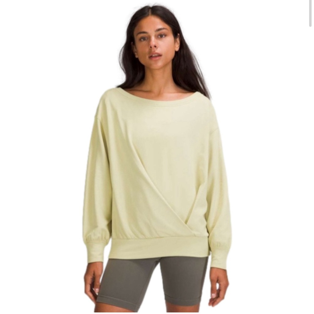 Lululemon Pleated Modal Fleece Pullover Size 12